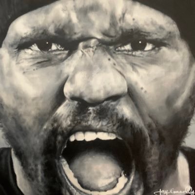 41 year-old Chisora gives Wallin a boxing lesson